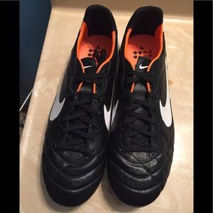 Nike Tiempo Legend IV SG *Pro Issue*